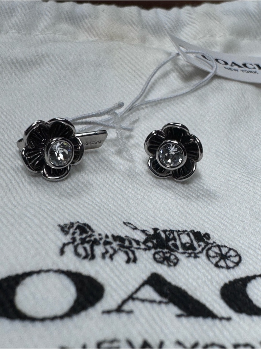 NEW COACH TEA ROSE EARRINGS